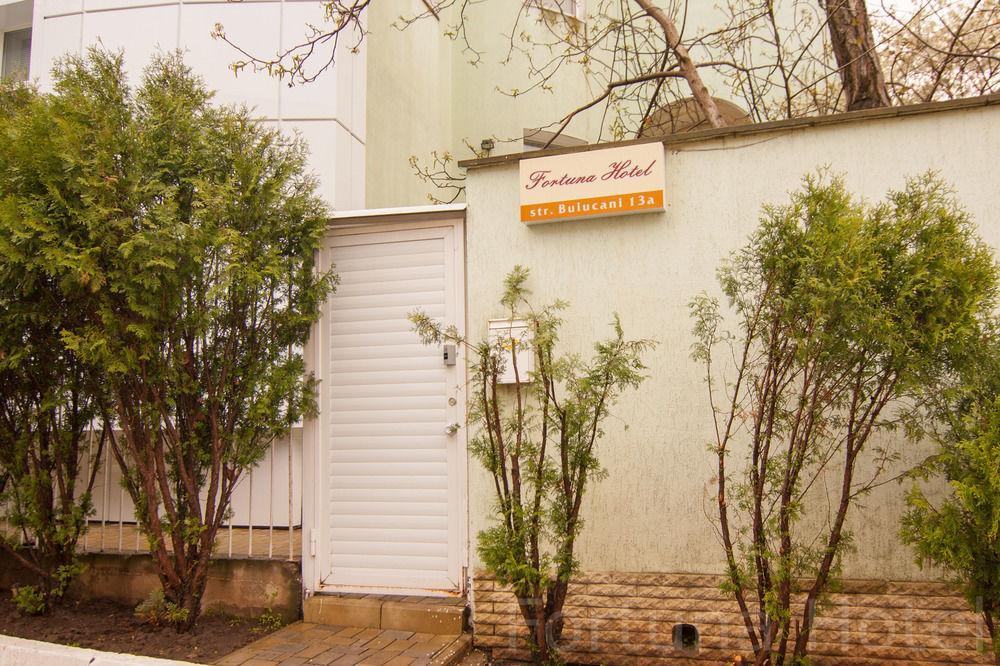 Fortuna Hotel Chisinau Exterior foto