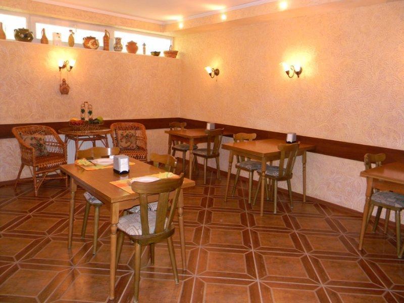 Fortuna Hotel Chisinau Exterior foto